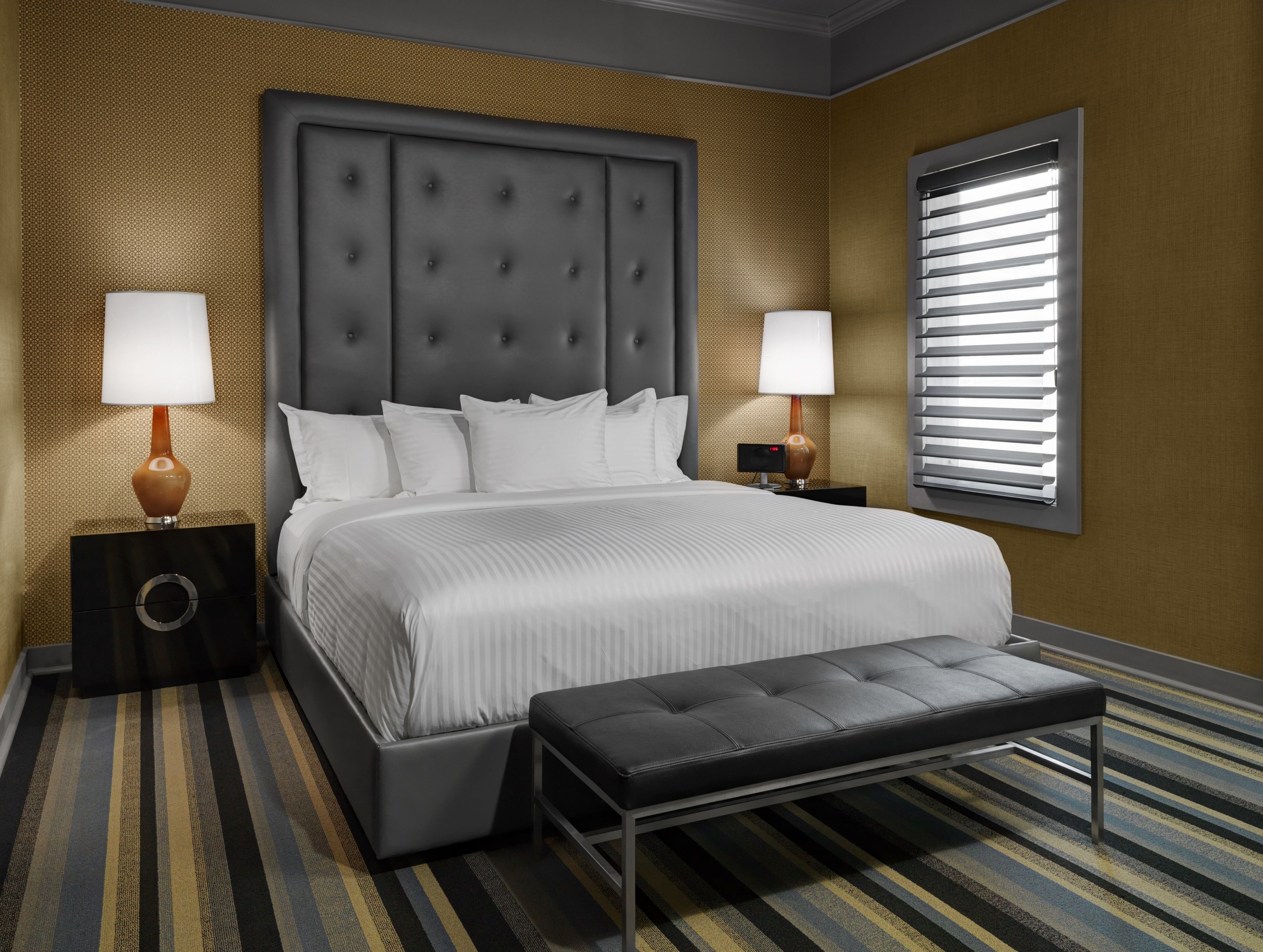 egyptian cotton sheets, hypo-allergenic bedding, in-room safe, desk