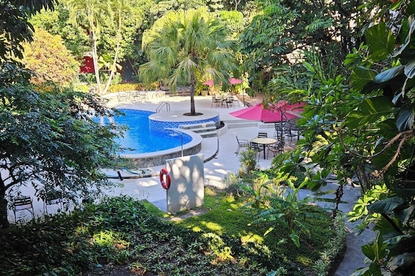 Udendørs pool