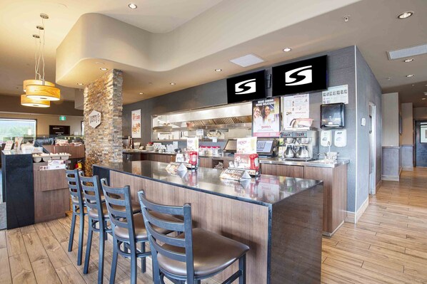 Breakfast, lunch, dinner served; American cuisine 