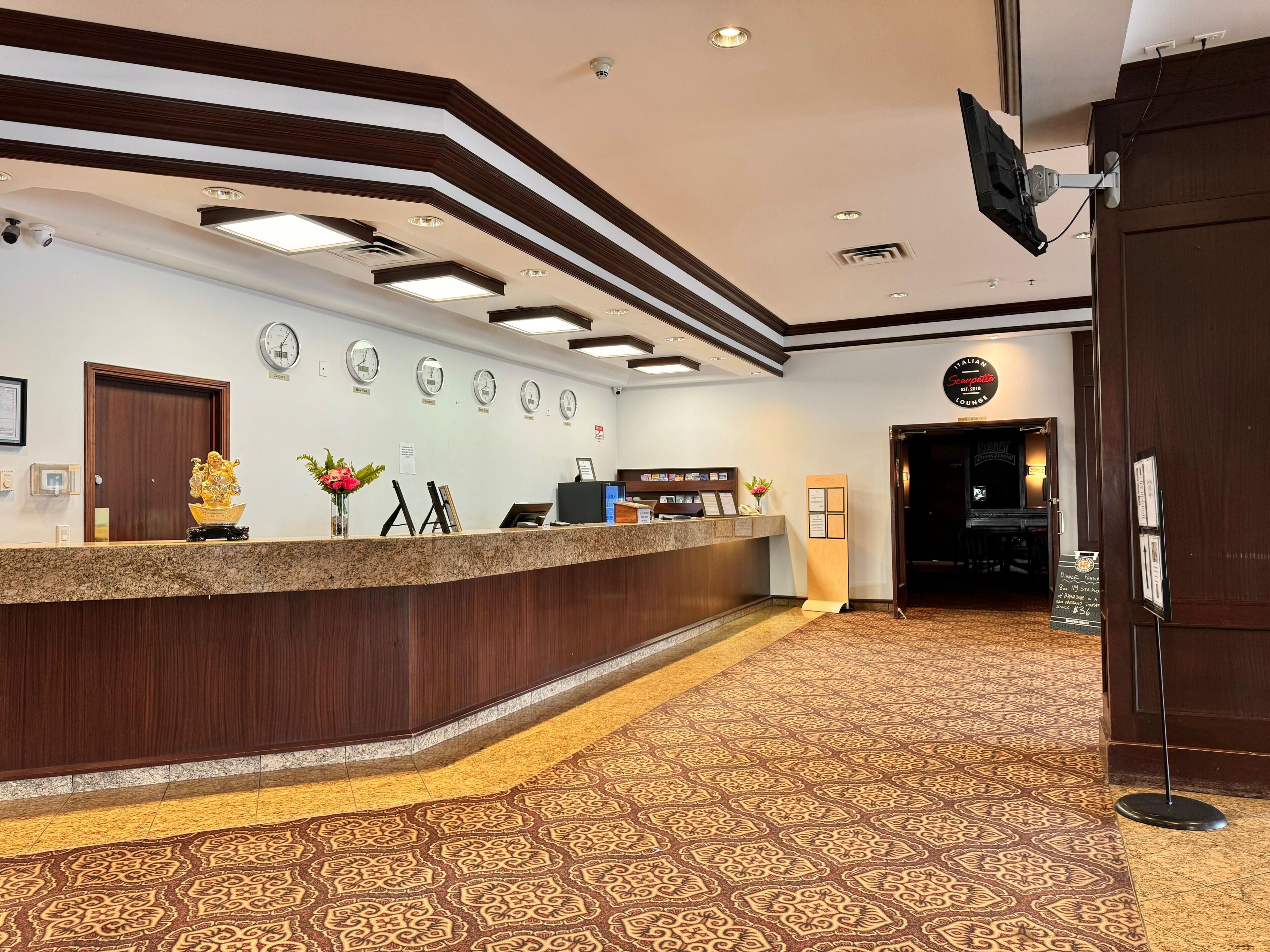 Photo - Divya Sutra Plaza and Conference Centre Calgary Airport