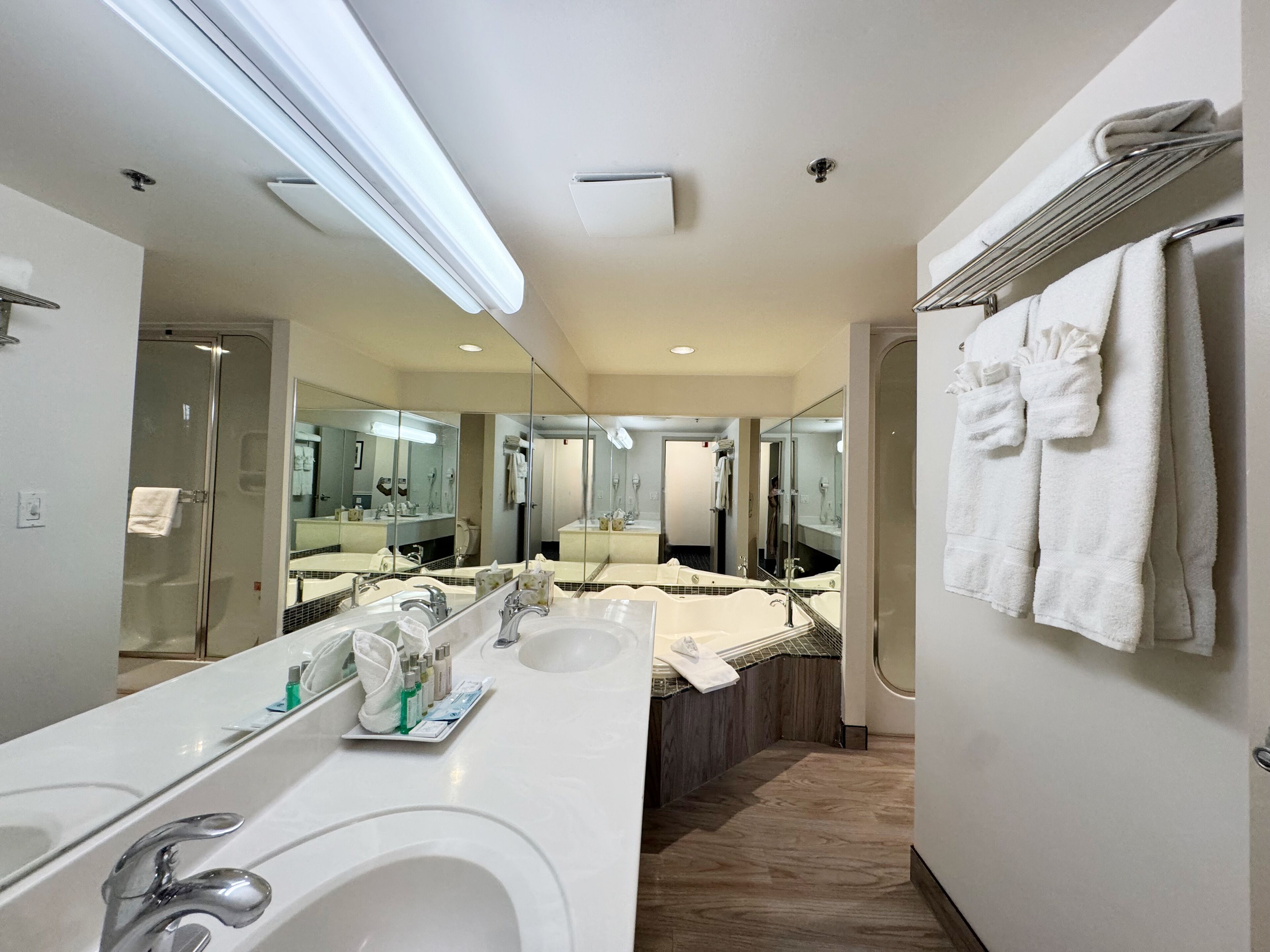 Foto - Divya Sutra Plaza and Conference Centre Calgary Airport