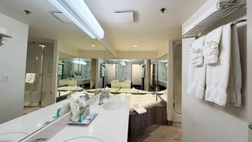 Plaza Suite, Non Smoking | Bathroom | Combined shower/bathtub, eco-friendly toiletries, hair dryer, towels