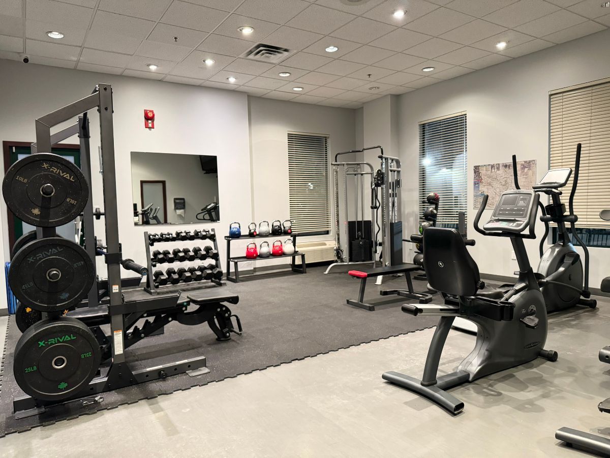 Photo - Divya Sutra Plaza and Conference Centre Calgary Airport