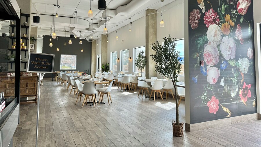 Divya Sutra Plaza and Conference Centre Calgary Airport