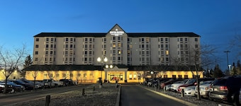 Divya Sutra Plaza and Conference Centre Calgary Airport