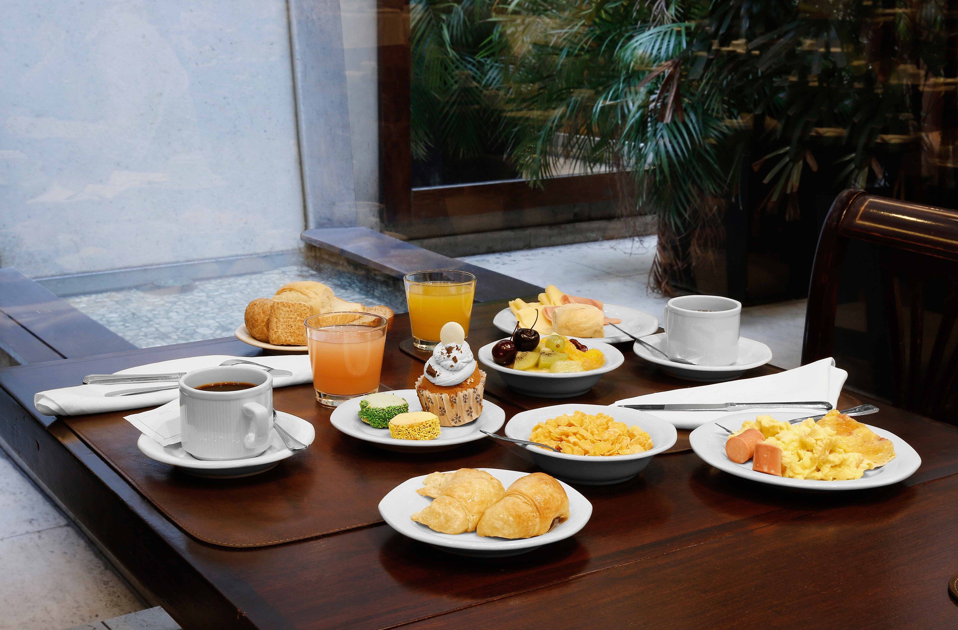 daily buffet breakfast (usd 10 per person)