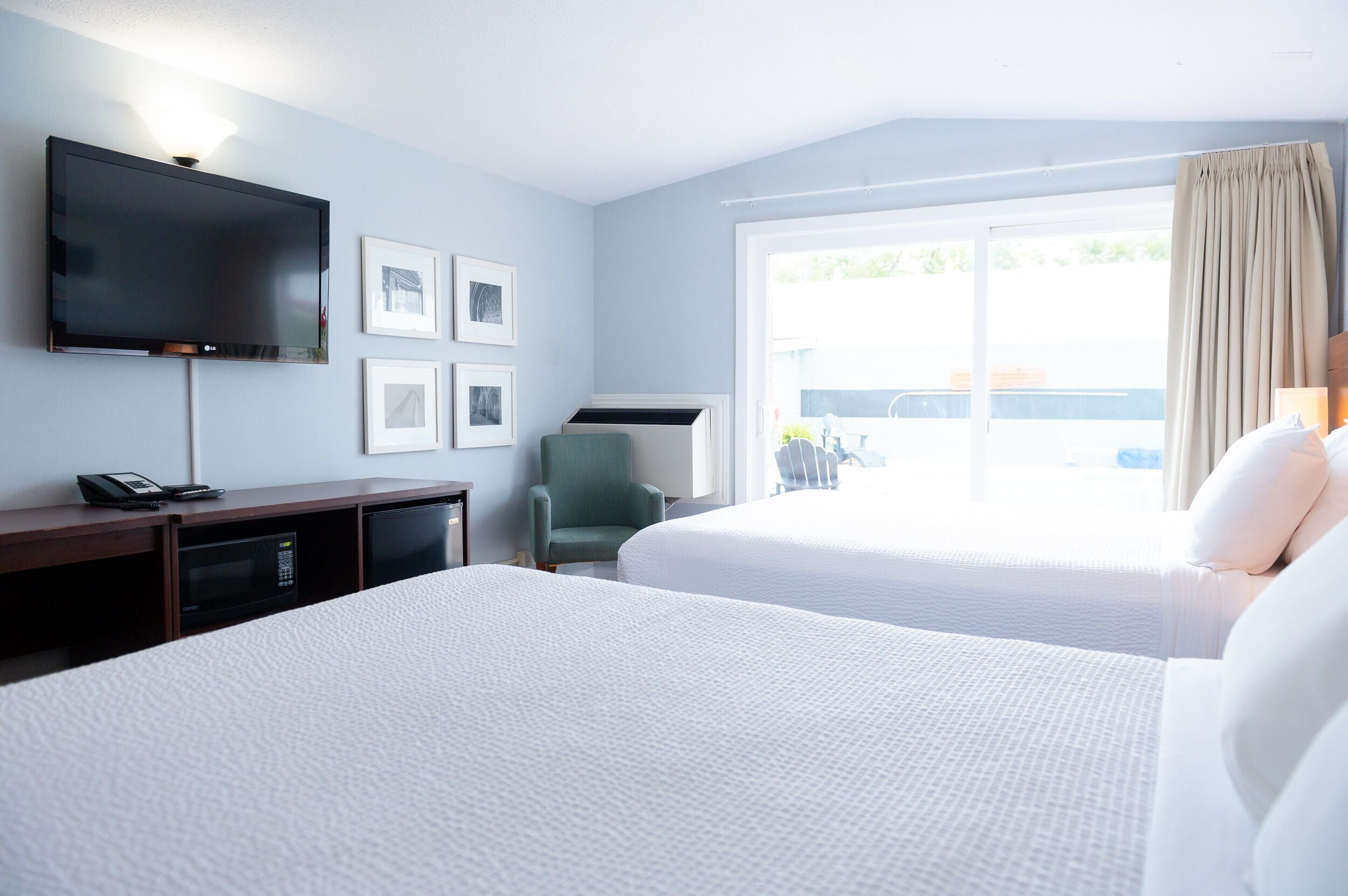 standard room, 2 queen beds | desk, iron/ironing board, free wifi, bed sheets