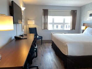 Standard Room, 1 King Bed