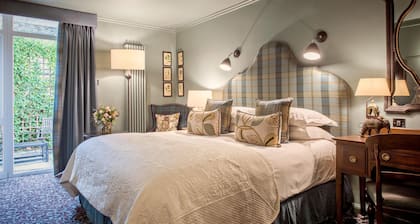 The Lygon Arms - an Iconic Luxury Hotel
