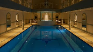 Couples treatment room(s), sauna, steam room, body treatments