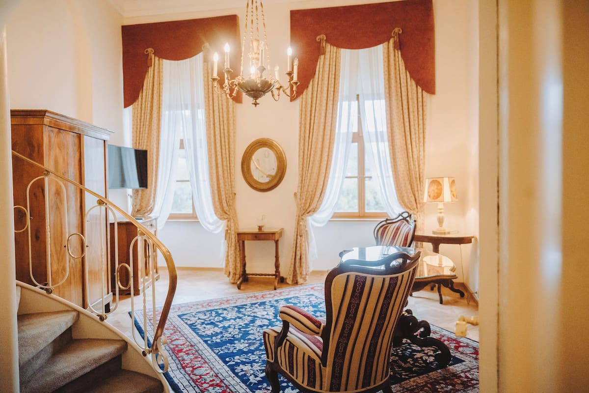 Panoramic-Suite, 2 Schlafzimmer, Flussblick | Italienische Bettbezüge von Frette, hochwertige Bettwaren, Minibar