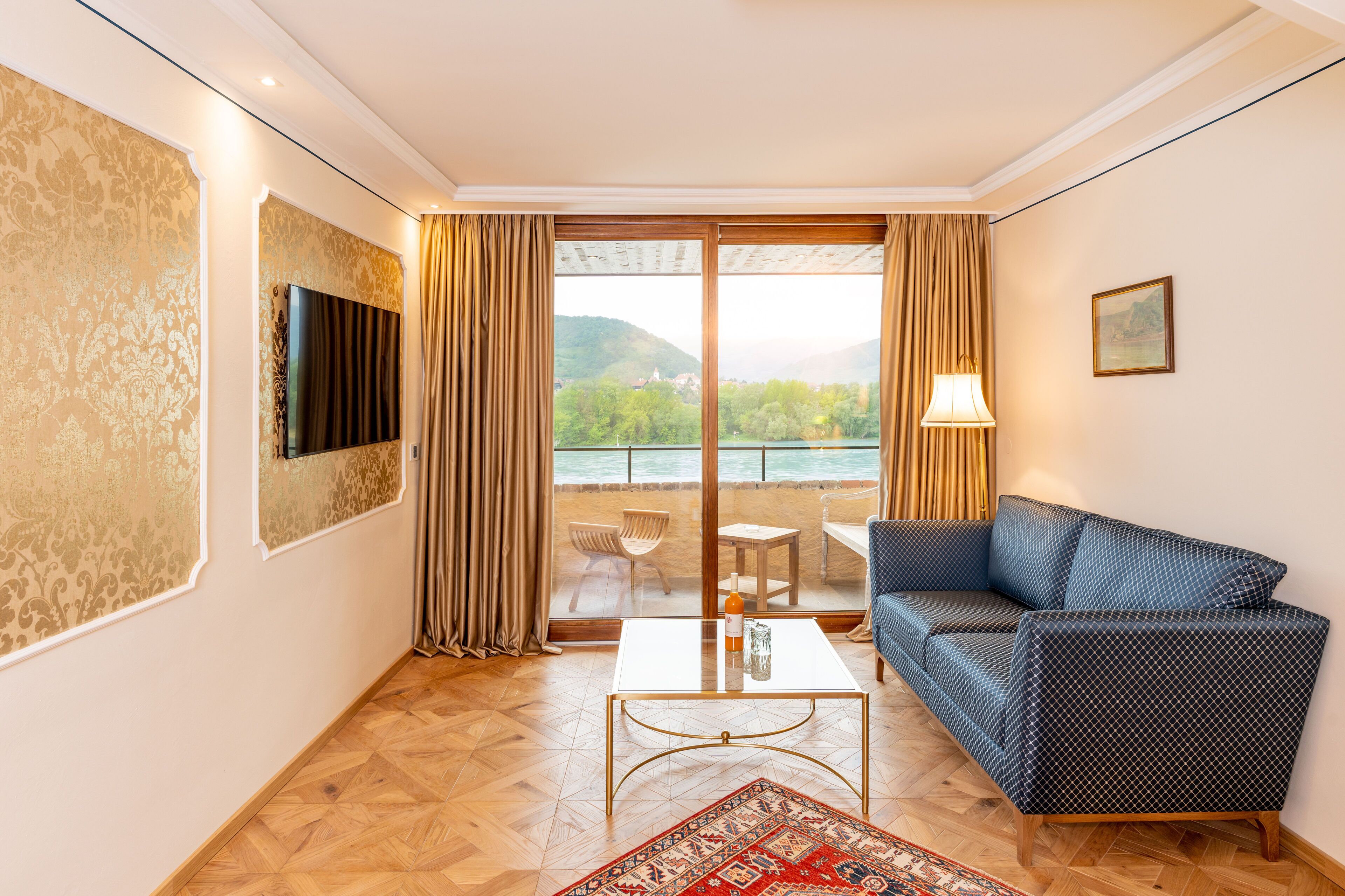 26-Zoll-Flachbildfernseher mit Kabelempfang, Fernseher