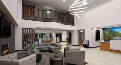 La Quinta Inn & Suites by Wyndham Mooresville