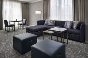 TV de tela plana, filmes pagos