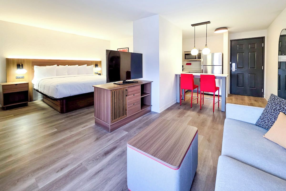 Pillowtop beds, desk, blackout drapes, iron/ironing board