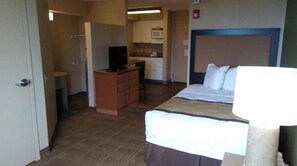 Desk, blackout drapes, iron/ironing board, free WiFi