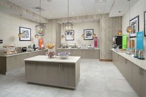 Free daily continental breakfast