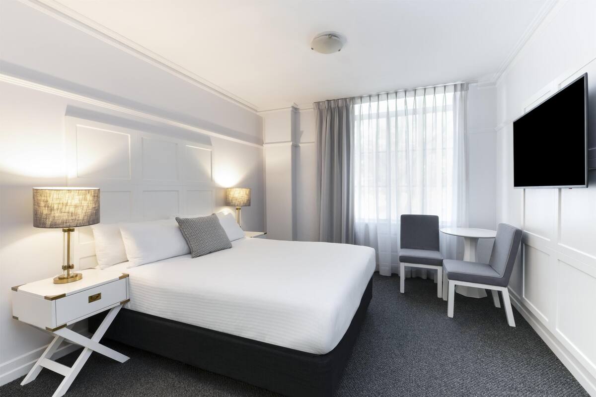 In-room safe, laptop workspace, blackout curtains, soundproofing