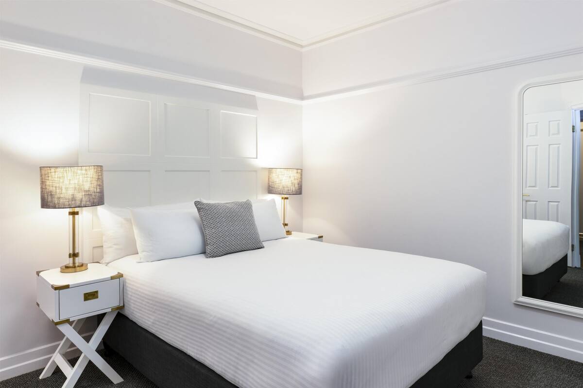 In-room safe, laptop workspace, blackout curtains, soundproofing