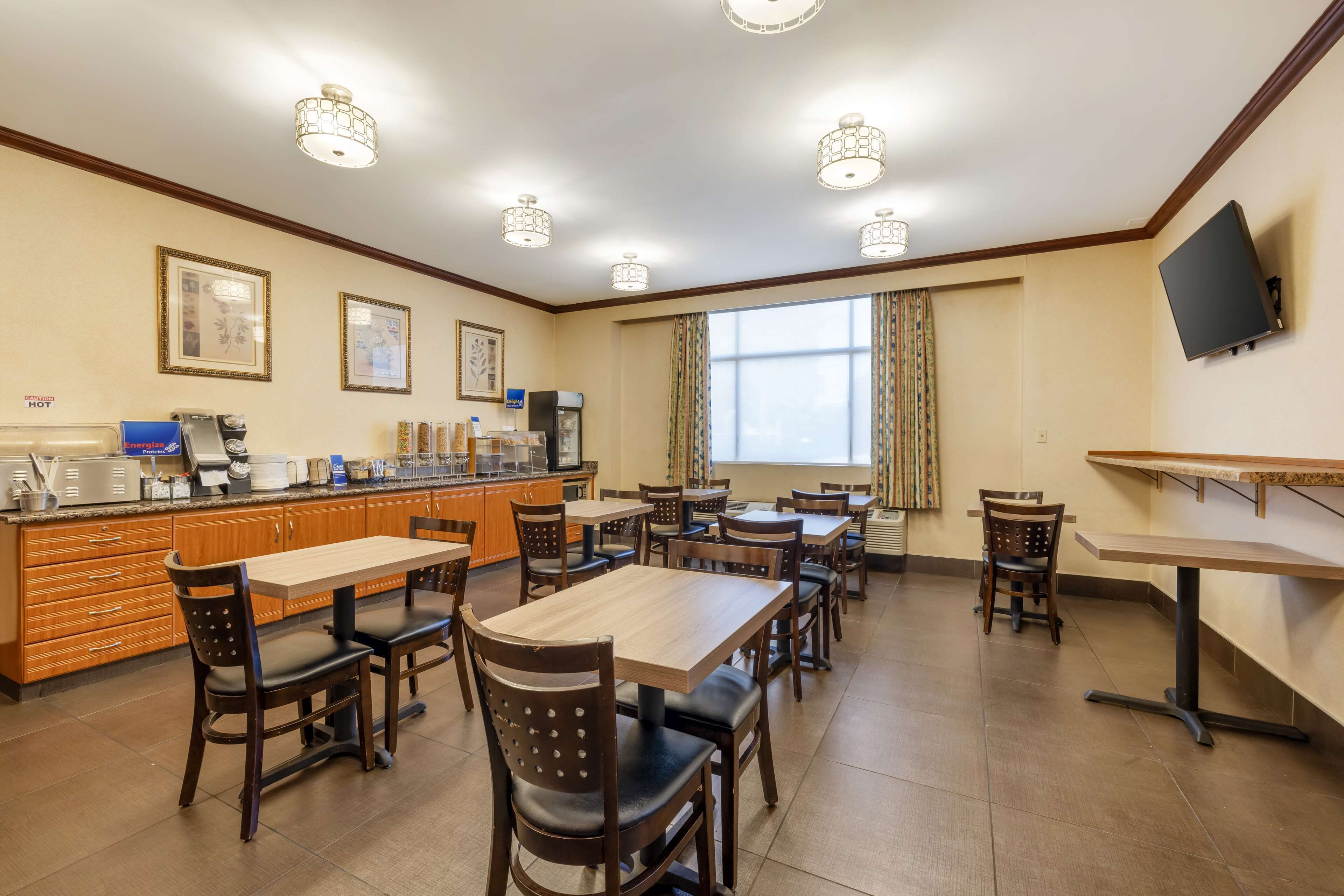 Dagelijks continentaal ontbijt inbegrepen