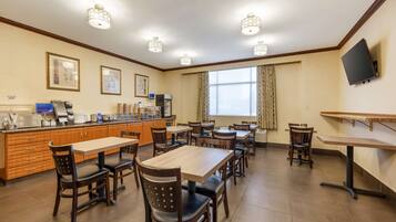 Dagelijks continentaal ontbijt inbegrepen