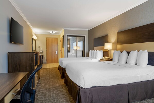Standard Room, 2 Queen Beds, Non Smoking, Refrigerator | Desk, iron/ironing board, free WiFi, bed sheets - Best Western Los Angeles Worldport Hotel (Wilmington)