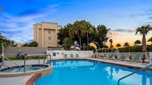 Outdoor pool, open 9 AM to 10:00 PM, sun loungers