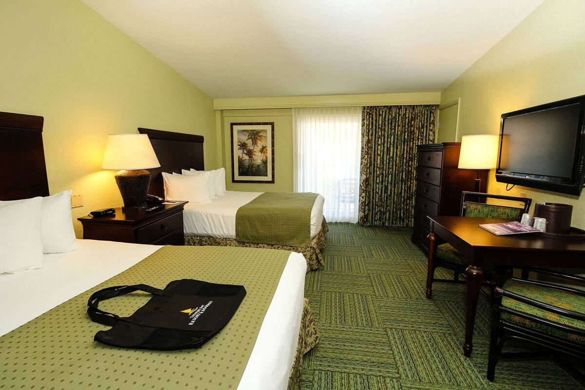 Premium bedding, pillowtop beds, in-room safe, desk