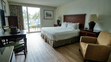 Premium bedding, pillowtop beds, in-room safe, desk