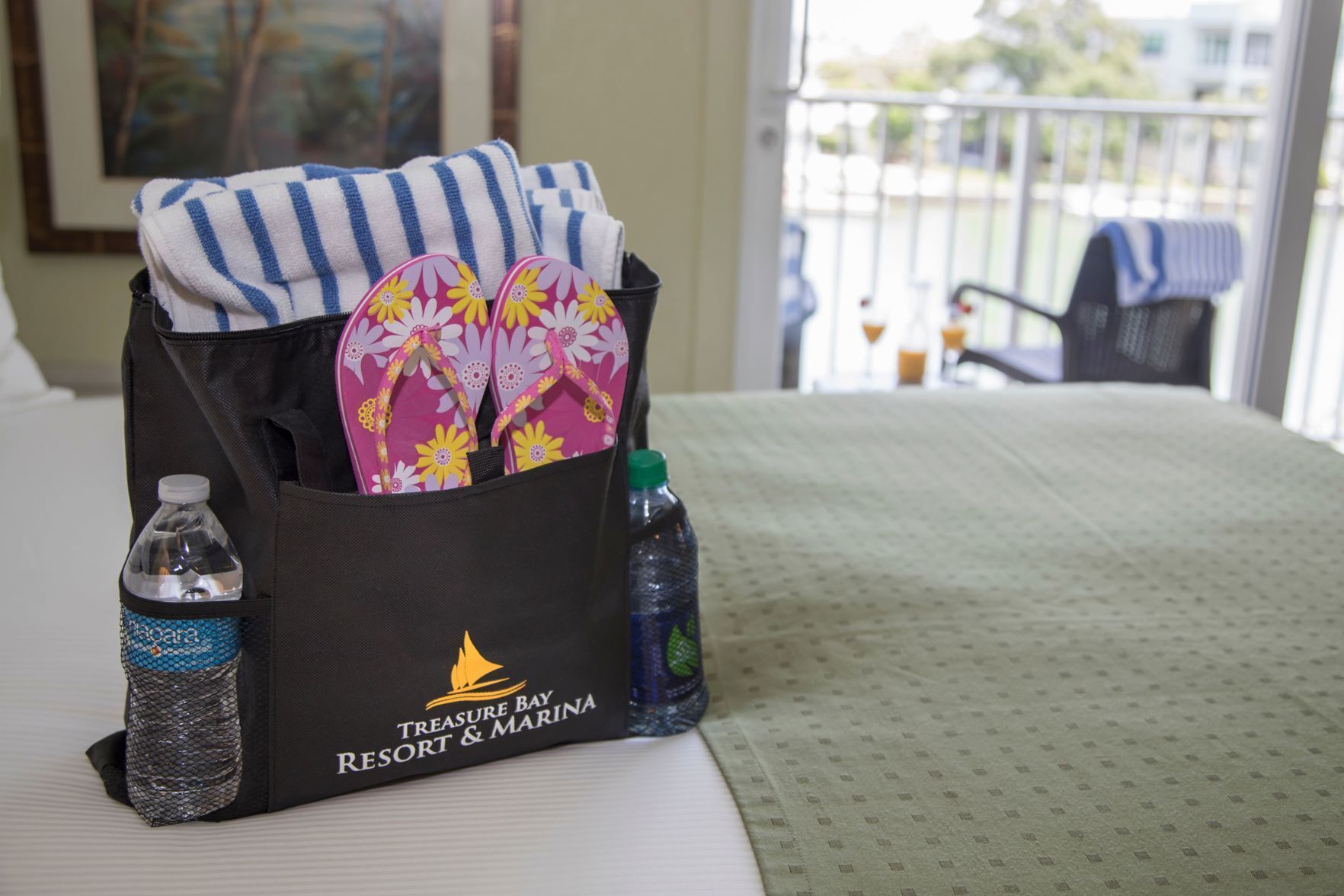 Premium bedding, pillowtop beds, in-room safe, desk