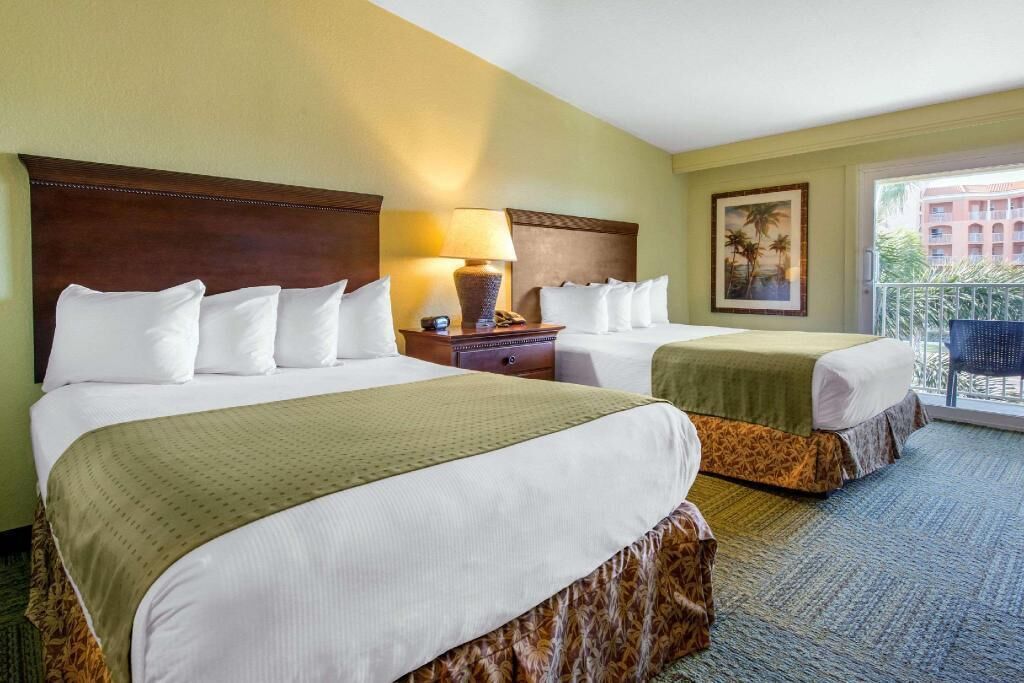 Premium bedding, pillowtop beds, in-room safe, desk