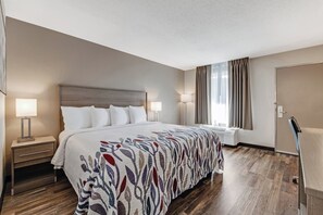 Blackout drapes, free WiFi, bed sheets - Red Roof Inn & Suites Wilkesboro (Wilkesboro)