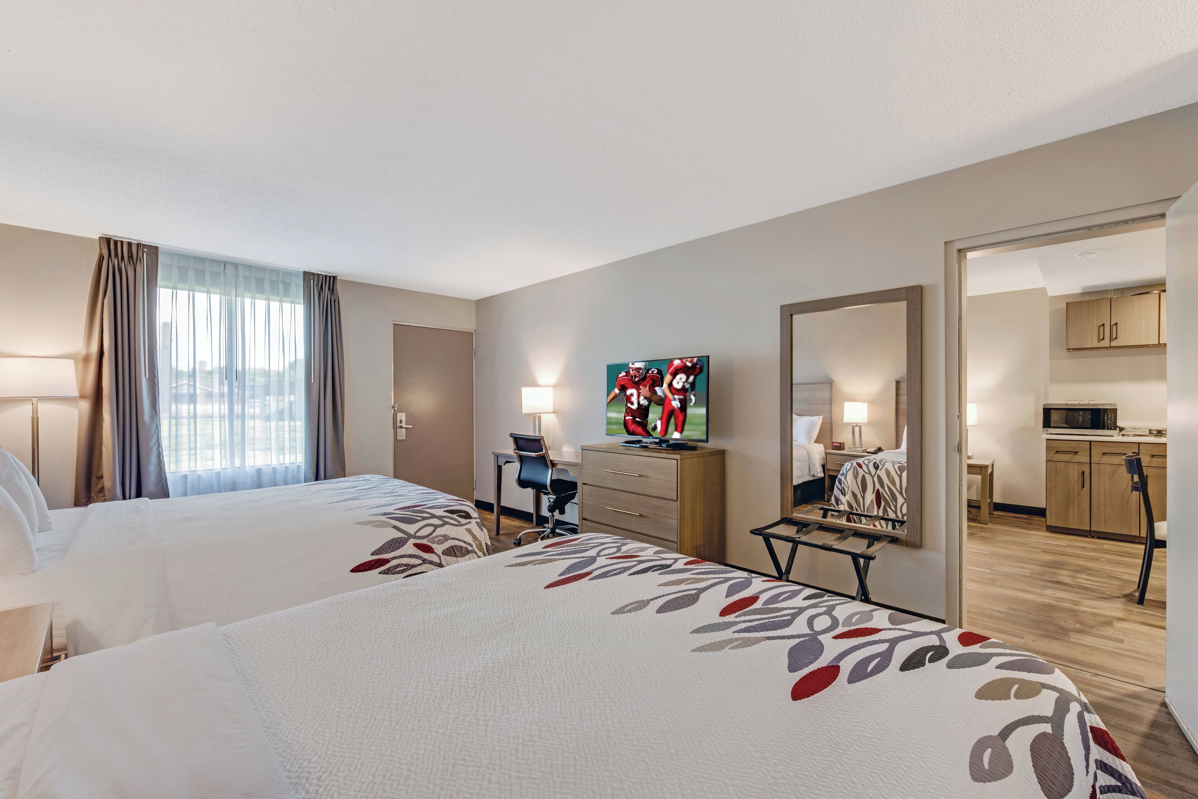 ستائر تعتيم وواي فاي مجانًا وملاءات أسرّة