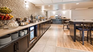 Petit déjeuner buffet compris tous les jours