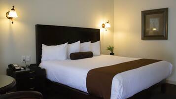 Executive kamer | Individueel gemeubileerd, een laptopwerkplek