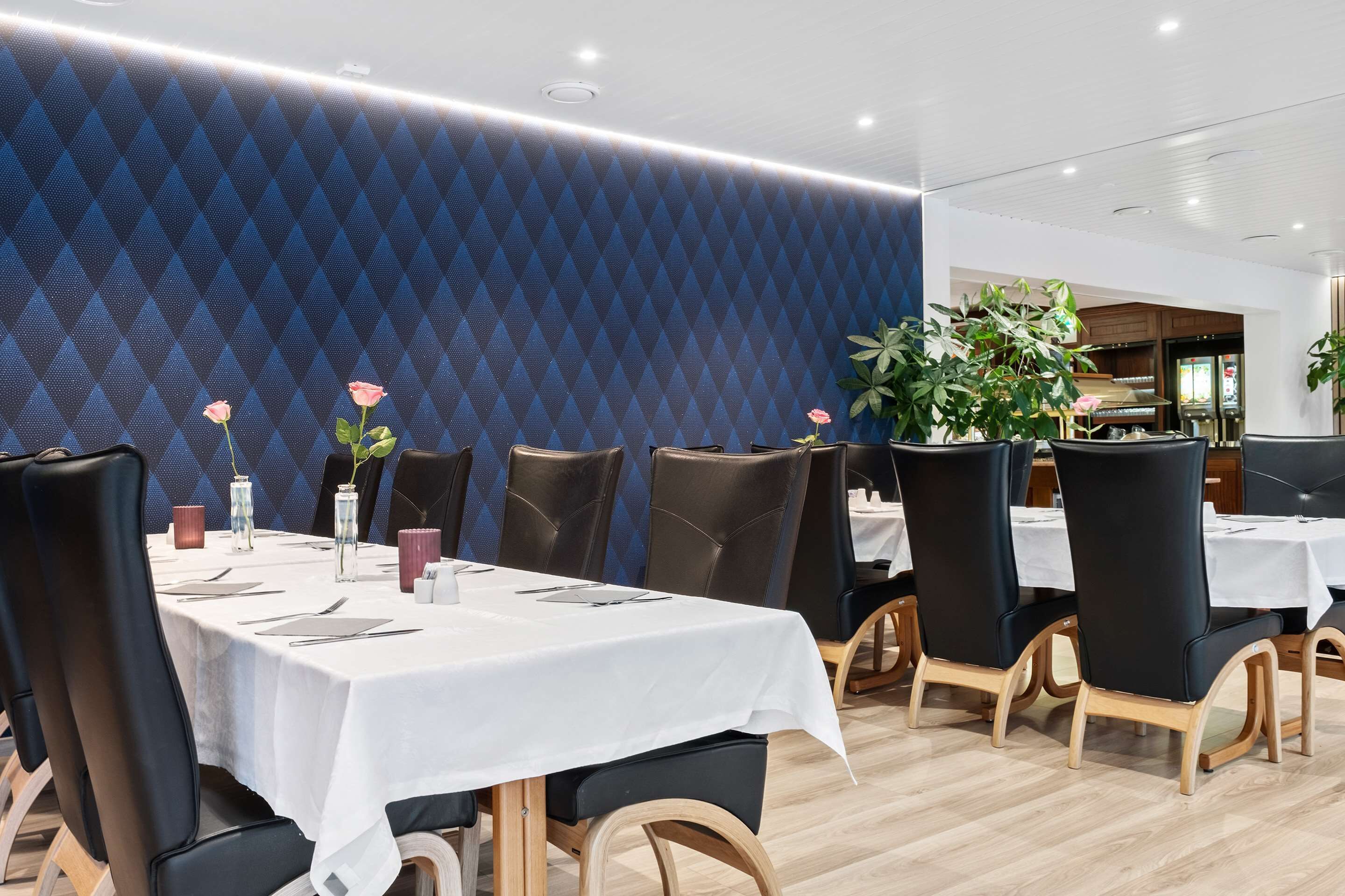 local cuisine, al fresco dining