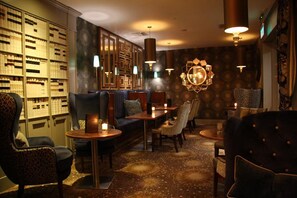 酒吧（店内）