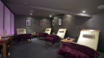 Behandlingsrum til par, kropsbehandlinger, hydroterapi, aromaterapi