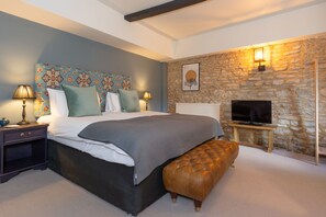 标准房, 2 张单人床, 无烟房 | 1 多间卧室、办公桌、熨斗/熨衣板、婴儿床