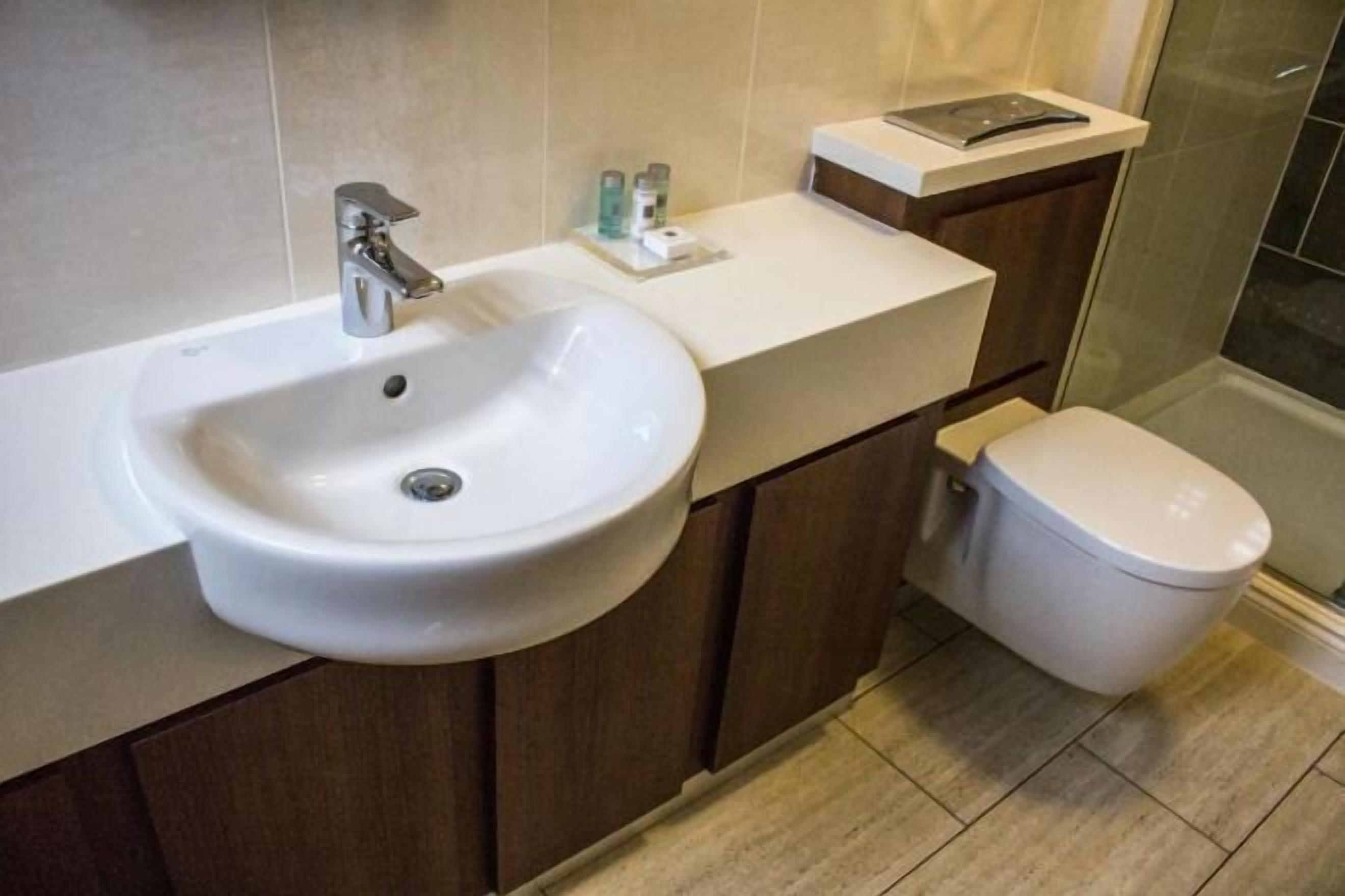 Bathroom | Shower, rainfall showerhead, free toiletries, hair dryer