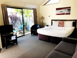 Superior Studio, Kitchenette, Garden Area | Individually decorated, individually furnished, desk, laptop workspace