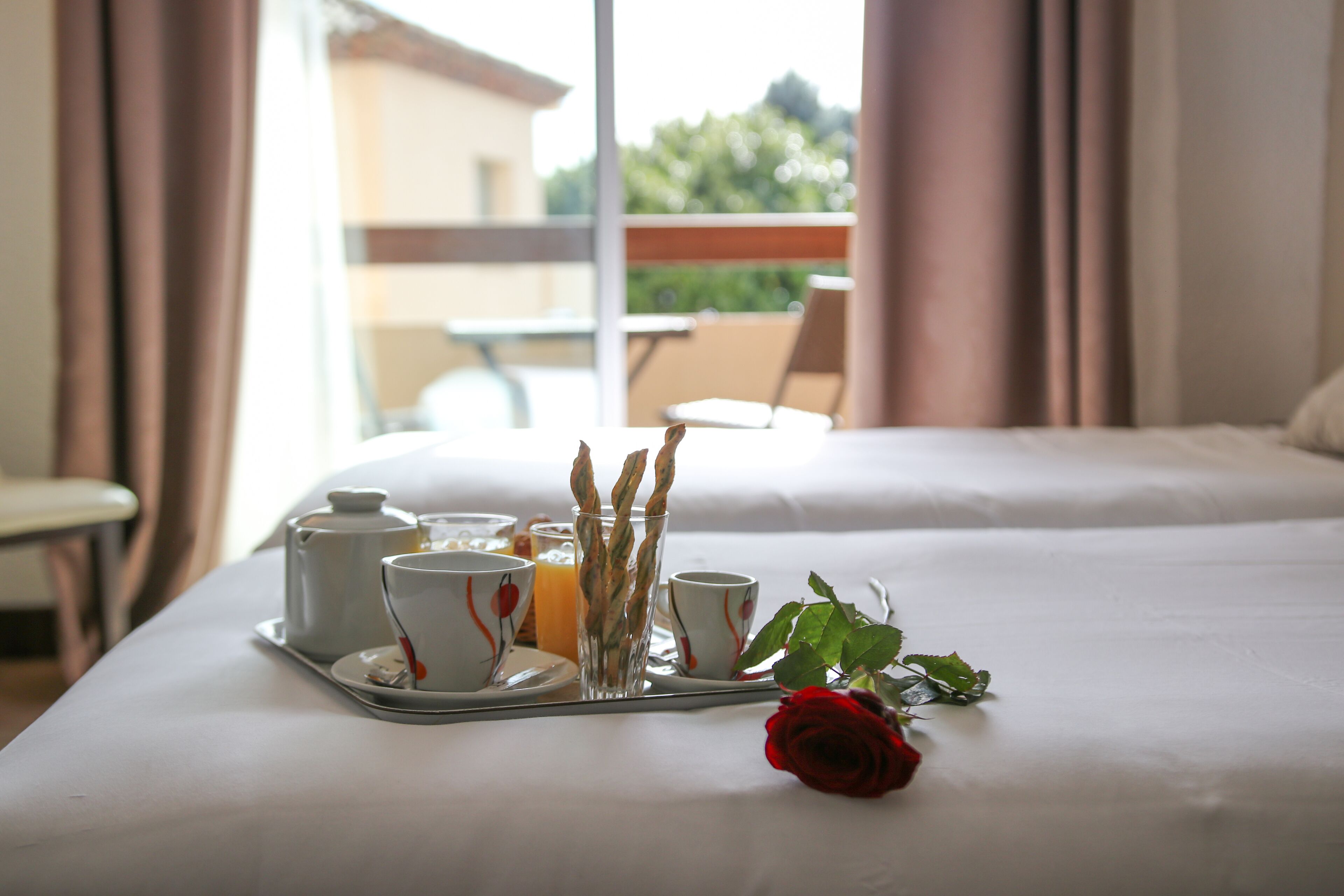 superior twin room | 1 bedroom, premium bedding, in-room safe, desk