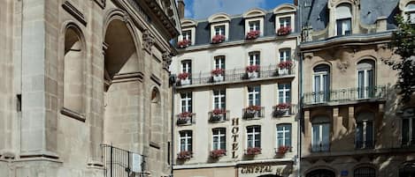 Extérieur