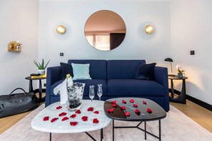 Exclusive-Suite, 1 King-Bett, Nichtraucher, Terrasse (Twin bed on request;with Sofabed)