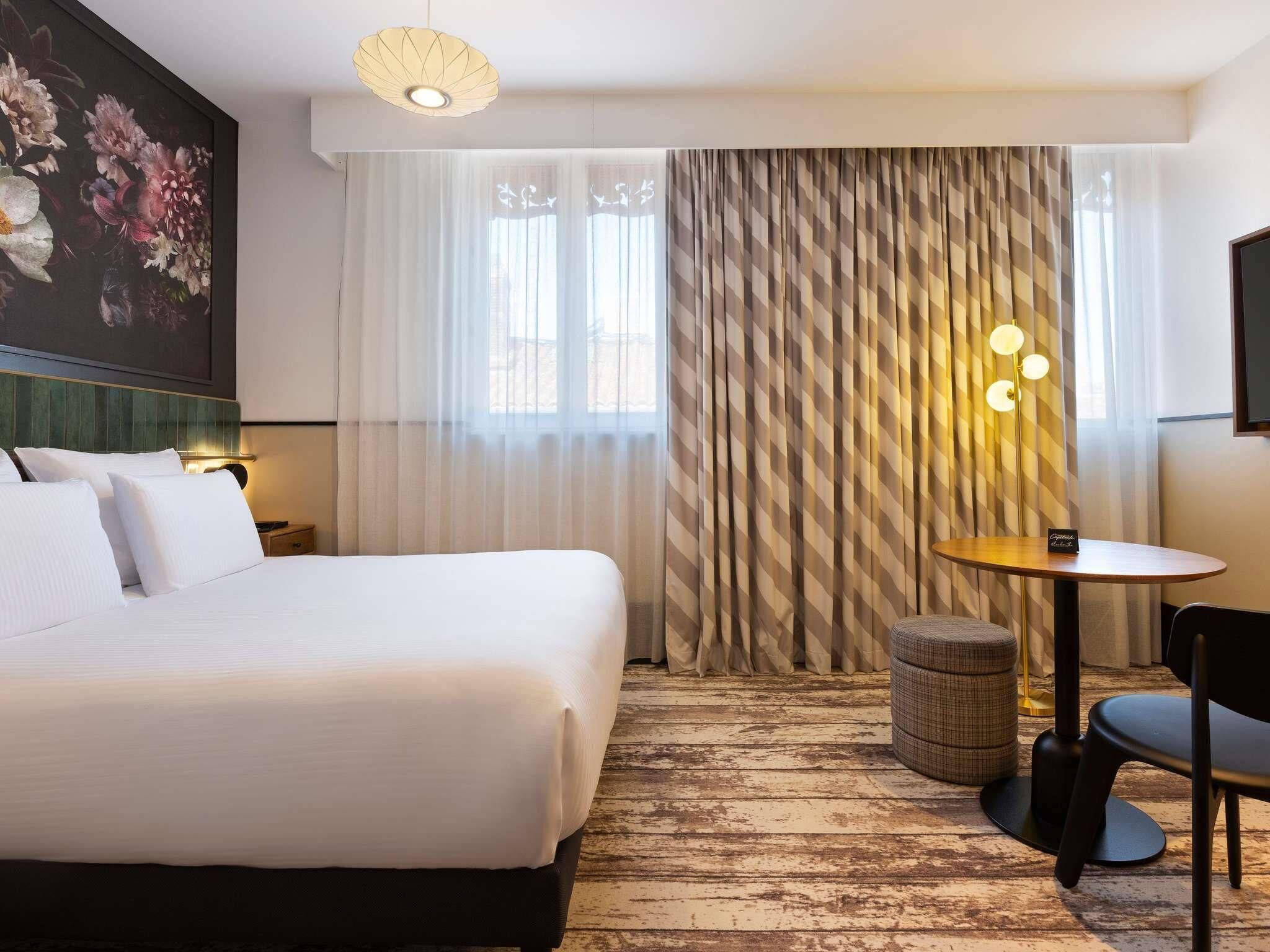 Classic Room, 1 Double Bed | Premium bedding, pillowtop beds, in-room safe, desk