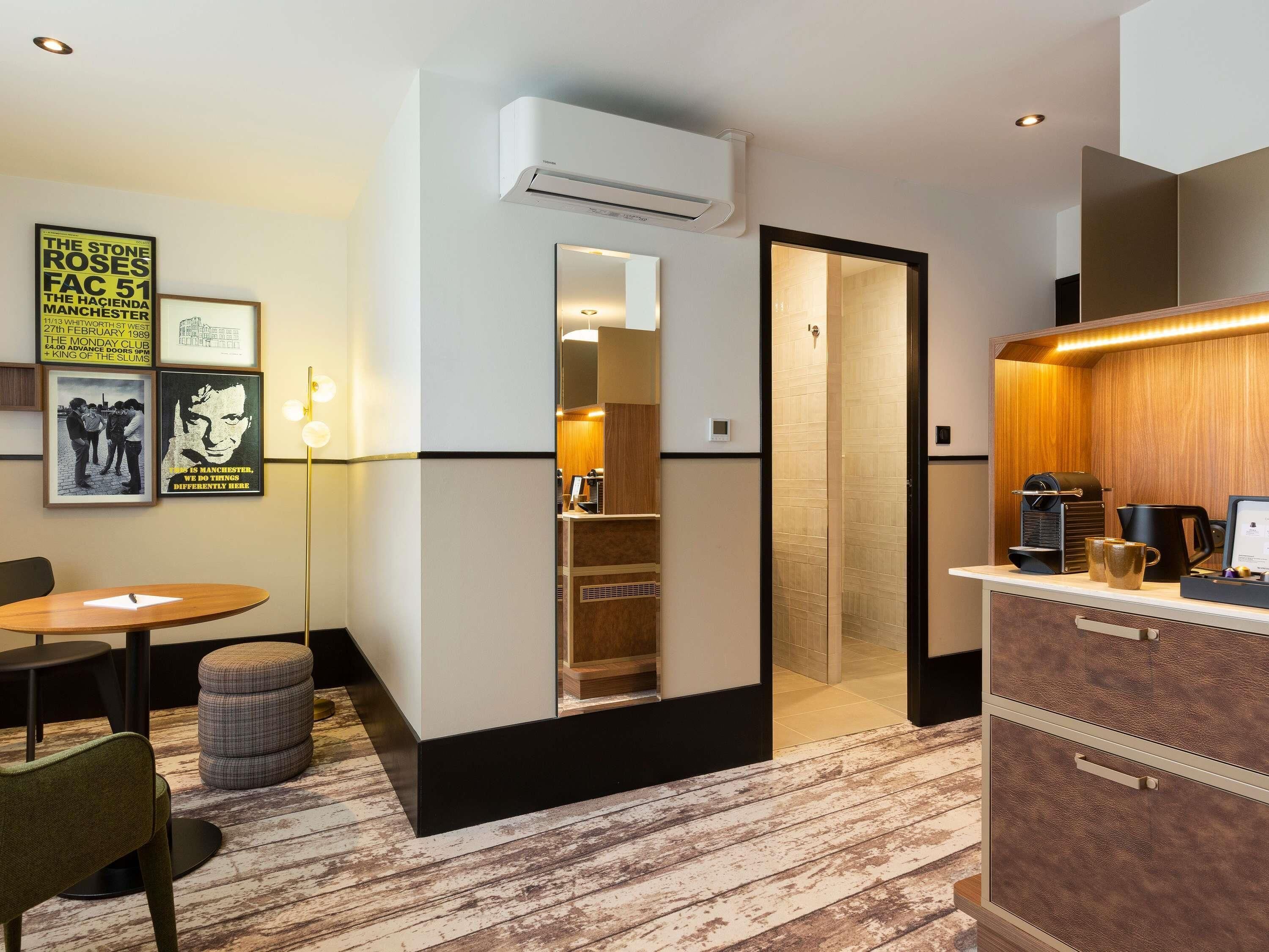 Family Room, Multiple Beds, City View | Premium bedding, pillowtop beds, in-room safe, desk