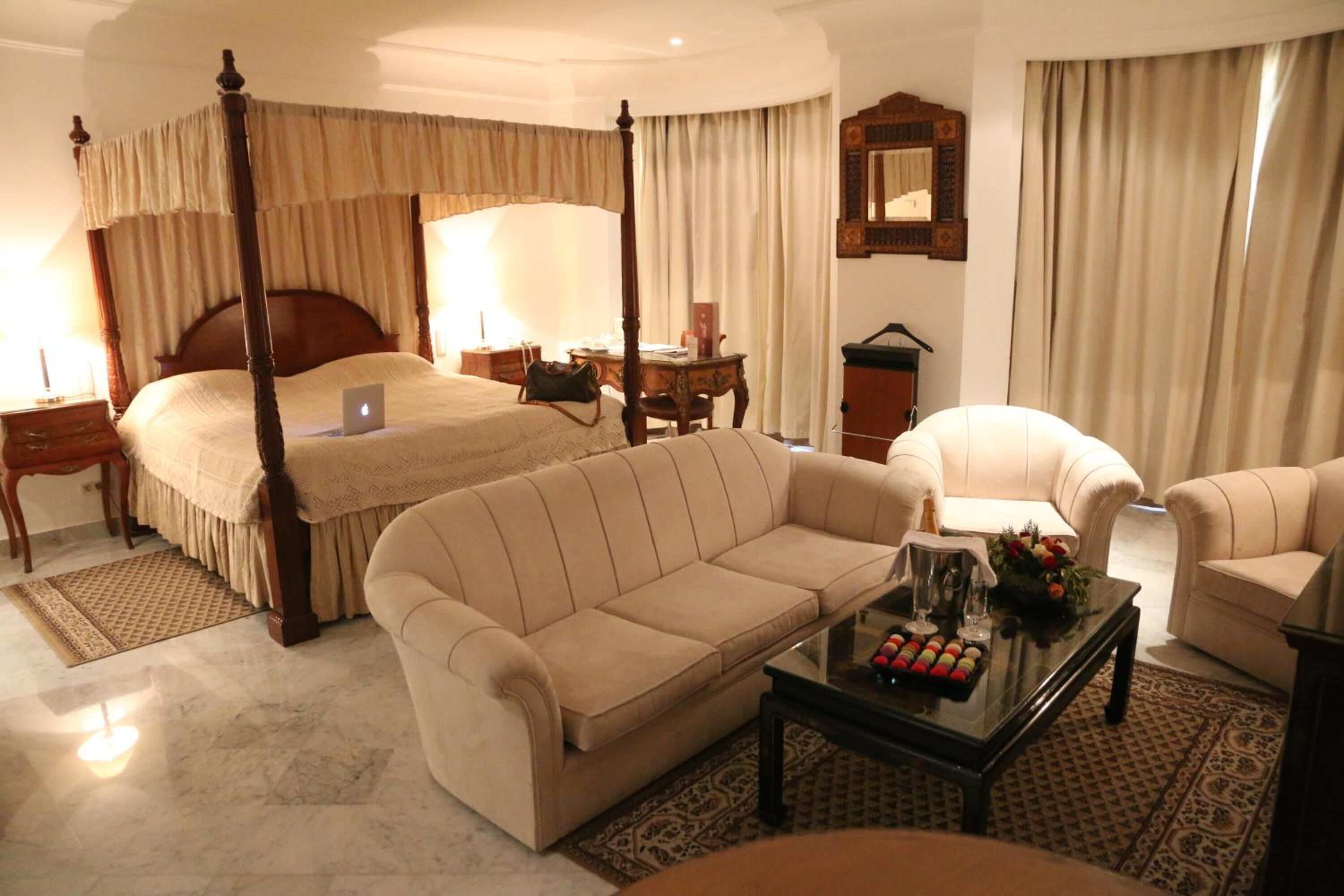 in-room safe, individually decorated, individually furnished, desk