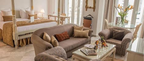 In-room safe, individually decorated, individually furnished, desk