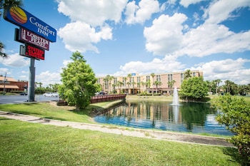 Hotel Exterior at Comfort Inn & Suites Kissimmee by the Parks