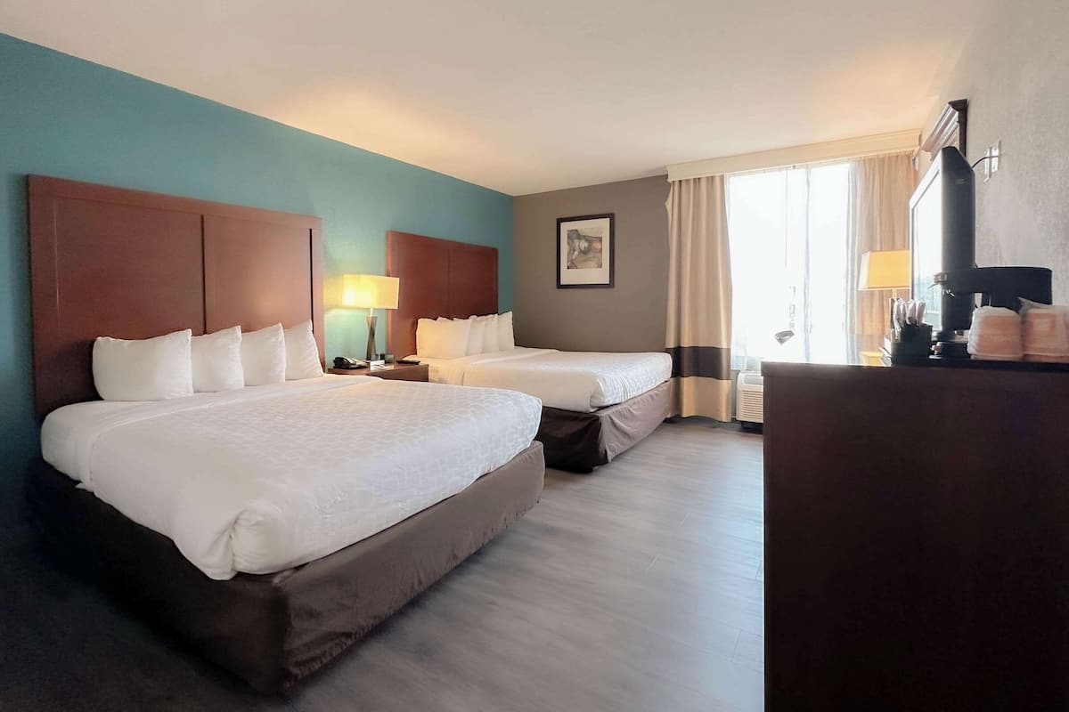 Premium Room, Multiple Beds, Non Smoking | 1 bedroom, pillowtop beds, in-room safe, desk